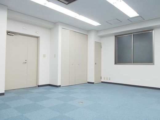 隼東幸ビル 室内