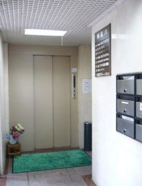 芝田ビル エレベーター