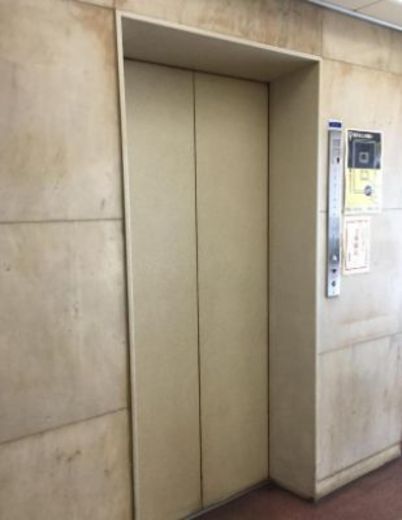 三徳八重洲ビル エレベーター　写真