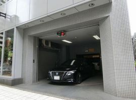 紀陽東京ビル 駐車場　写真