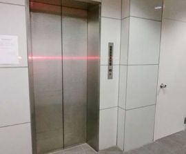 オービットビル エレベーター