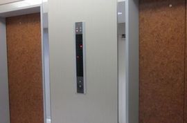 新宿通東洋ビル エレベーター　写真