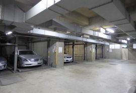 コアロード西新宿(店舗・事務所) 駐車場