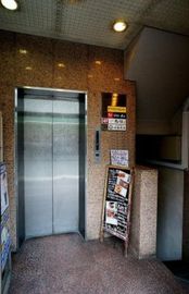 西山興業新水道橋ビル エレベーター