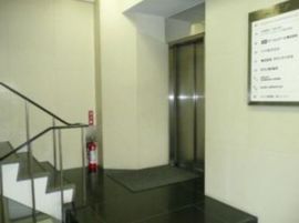 AYビル エレベーターホール　画像