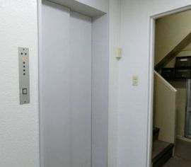シルバービル(新宿) エレベーター