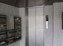 赤坂プラザビル エレベーター