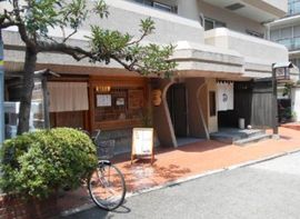 乃木坂プレース エントランス　写真