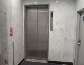 池藤ビル エレベーター