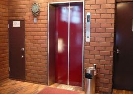 国際天野ビル エレベーター　写真