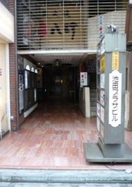 池田プラザビル エントランス　写真