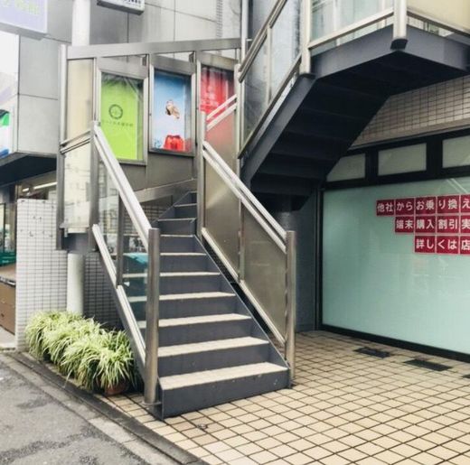 JSビル(SOHO) 階段