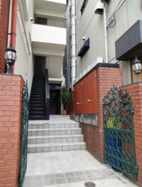 シャトー寿寿(SOHO) エントランス