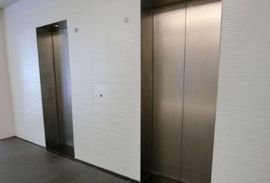麹町市原ビル エレベーター