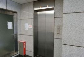 TKKビル エレベーター