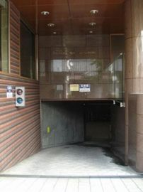 エメロード西麻布ガーデン 駐車場