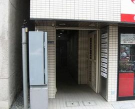 新橋シティビル エントランス