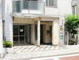 第一ビル エントランス