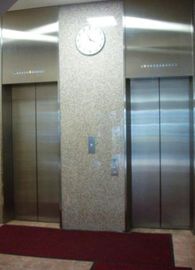 共同ビル（日銀前） エレベーター　写真