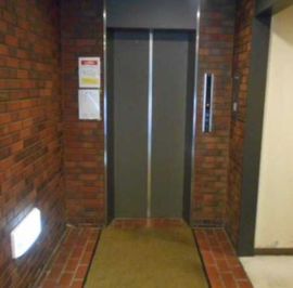 麹町アネックス エレベーター　写真