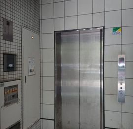 S-PLAZA弥生Ⅱ エレベーター
