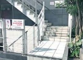 BPRレジデンス恵比寿(店舗) 階段
