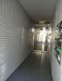 NFK九段南ビル エントランス