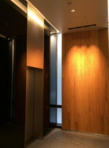 サンアイ茅場町ビル エレベーターホール　写真