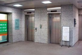 新御茶ノ水アーバントリニティビル エレベーターホール　写真