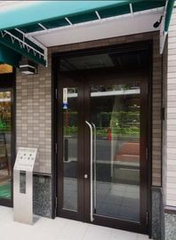 リバーウエスト エントランス