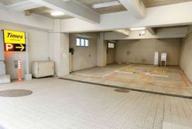 石川LKビル 駐車場