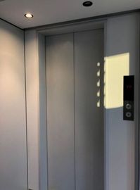 六本木718 エレベーター
