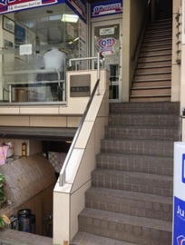 大森ビル(三越前) エントランス　写真
