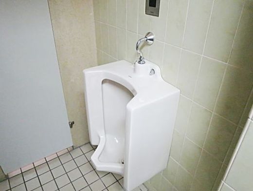 八丁堀ウエストコート 男性用トイレ