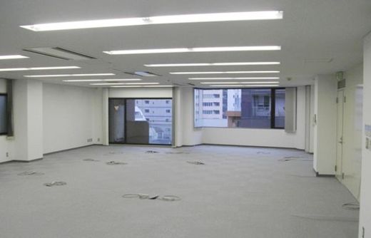 IXOSビル オフィス　写真