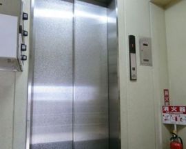 A・Iビル エレベーター