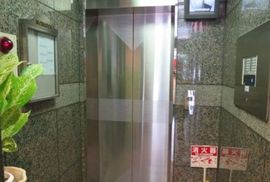みづまんビル エレベーター