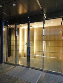 H2 AOYAMA BLDG エントランス