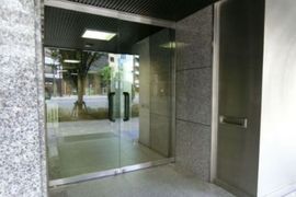 東日本橋ロータリービル エントランス　写真