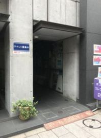 寿ビル(新富町) エントランス　写真