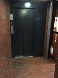 こうげつビル エレベーター